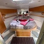 Homestay szállás Nuit De Reve Sur Bateau Mamours Ii Saint-Raphaël