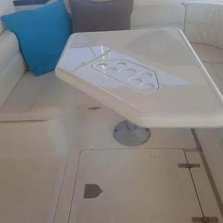 Privatunterkunft Nuit De Reve Sur Bateau Mamours Ii *