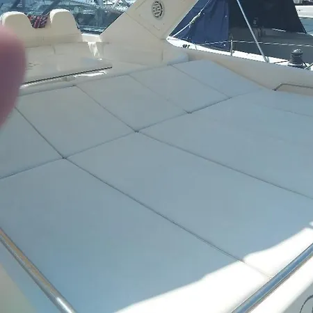 Homestay Nuit De Reve Sur Bateau Mamours Ii Saint-Raphael (Var)