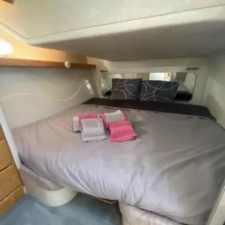 Nuit De Reve Sur Bateau Mamours Ii Privatunterkunft Saint-Raphaël