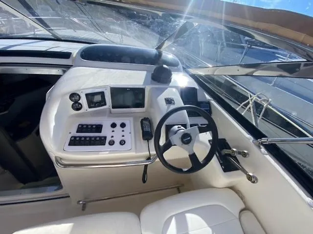 Δωμάτια σε οικογενειακή κατοικία Nuit De Reve Sur Bateau Mamours Ii *