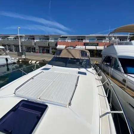 Nuit De Reve Sur Bateau Mamours Ii * Saint-Raphael (Var)