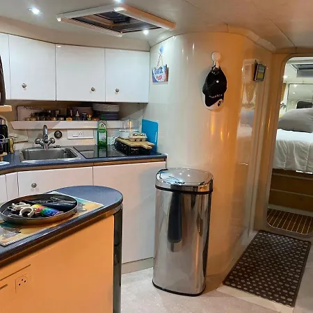 Nuit De Reve Sur Bateau Mamours Ii Saint-Raphaël